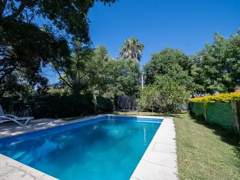 Casa 4 ambientes con 1 baño