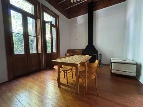 Depto Tipo Casa en Venta 109 años