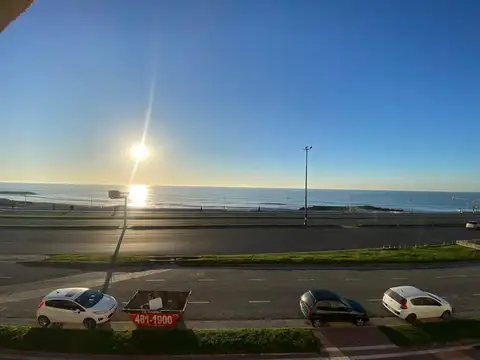 Temporada en Mar del Plata - depto 3 ambientes - vista al mar - Av Felix U Camet 25 - La Perla