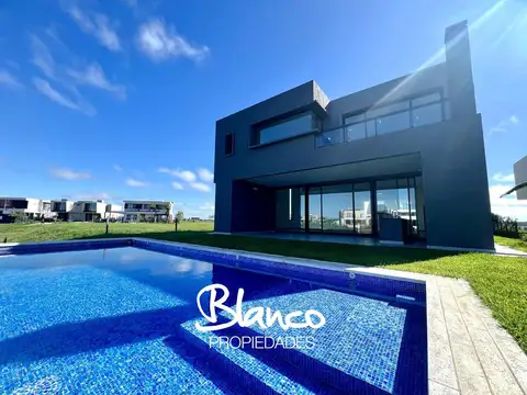 Casa en Venta de 5 dormitorios