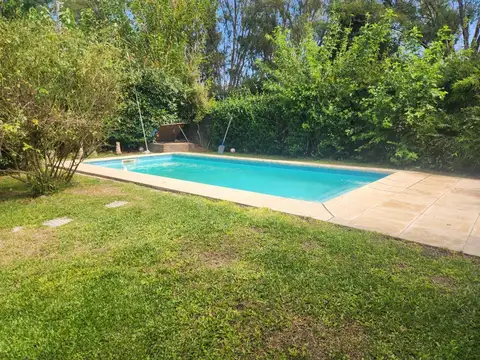 Casa en Venta con 1 cochera