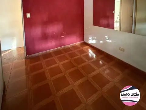 Depto Tipo Casa 2 ambientes con 1 baño