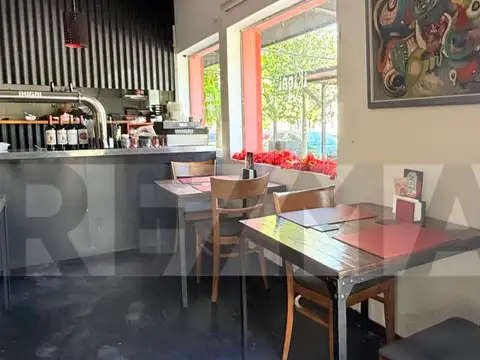 Local en Venta en General Roca, USD 98.000