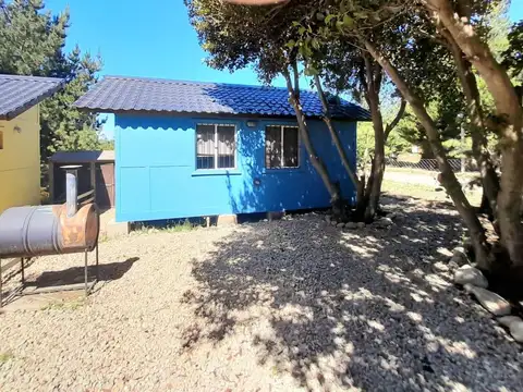 Lote en esquina en el Barrio Los Abedules con Tiny, lista para habitar!
