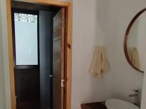 Casa tres dormitorios en venta en VillaRobles con pileta. Costa Atlántica
