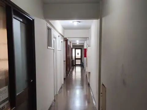 Oficina 2 ambientes con 1 baño