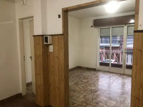 DEPARTAMENTO EN ALQUILER 3 AMBIENTES CON BALCON