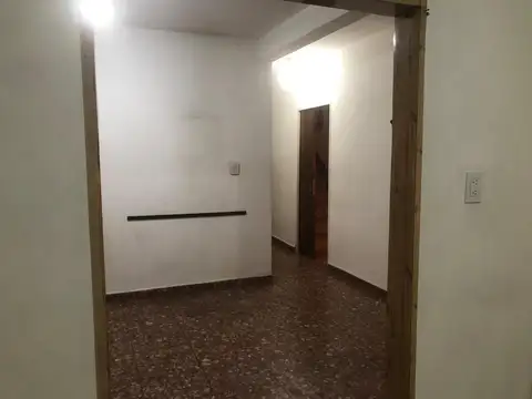 DEPARTAMENTO EN ALQUILER 3 AMBIENTES CON BALCON