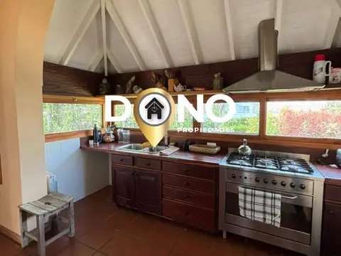Casa en Alquiler en Agua Caliente, USD 2.000