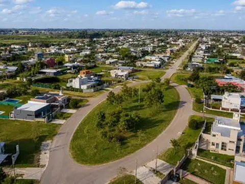 Lote en Las Tardes - Barrio abierto residencial