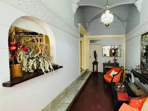 Depto Tipo Casa en Alquiler de 12 ambientes