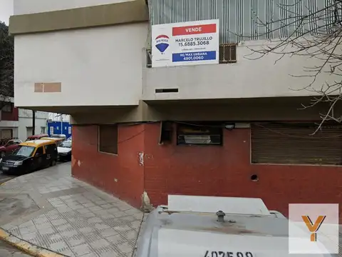 Depto Tipo Casa en Venta 50 años