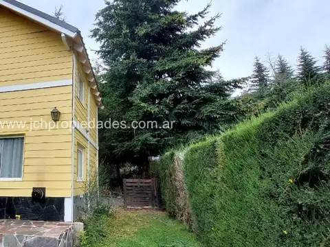 CABAÑA EN ALTOS DE MANZANO - VILLA LA ANGOSTURA (c 144)