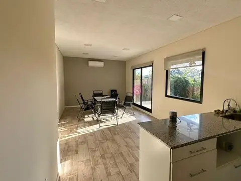 Departamento 3 ambientes con 2 baños