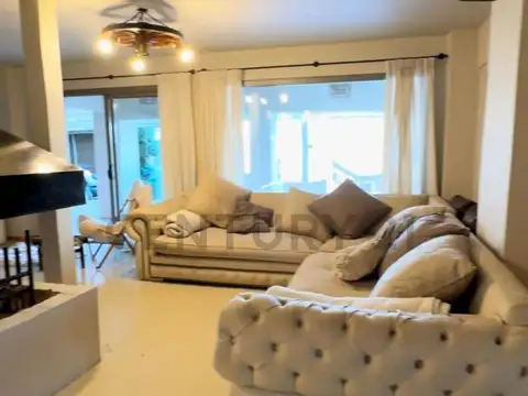 Casa en Venta en Costa Azul, USD 550.000