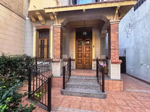 Casa en Alquiler en Flores, $ 3.000.000