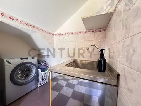 Casa 4 ambientes con 1 baño