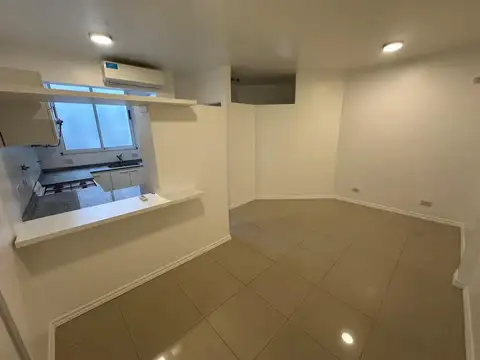 3 Ambientes en primer piso reciclado
