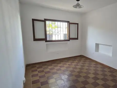 Casa en Alquiler en Alto Alberdi, $ 780.000