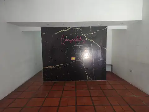 Local en Alquiler en Boulogne, $ 600.000