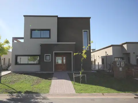 Casa 6 ambientes en venta Barrio Cerrado San Pablo, Derqui, Pilar, GBA Norte