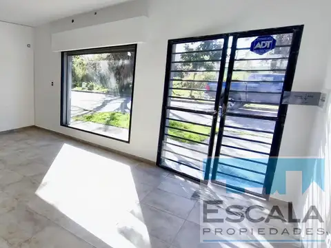 Local en Alquiler en Capitán Bermudez, $ 500.000