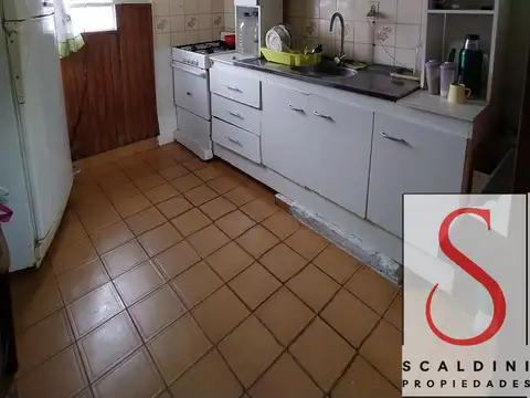 Casa 7 ambientes con 3 baños