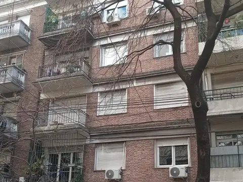 Yerbal 2500, Piso 2