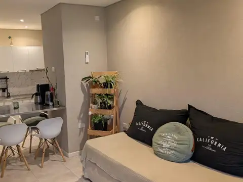 Corrientes 200, Piso PB