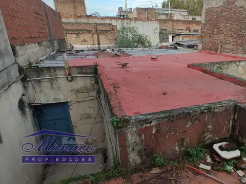 Terreno en Venta en Parque Chacabuco, USD 130.000
