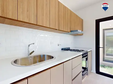 Casa 3 ambientes con 1 baño