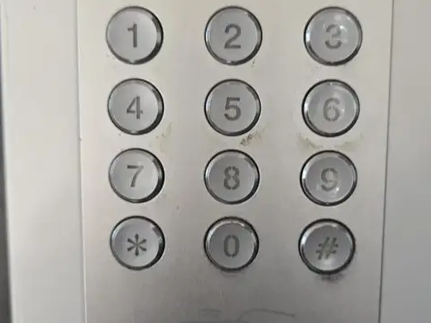 Oficinas en Venta ,Leloir al 200