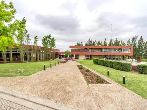 Terreno en Venta de 806,0 m2