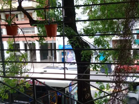 Depto Tipo Casa en Alquiler de 2 dormitorios