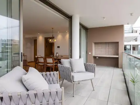 Departamento en Alquiler en Carrasco , USD 3.950