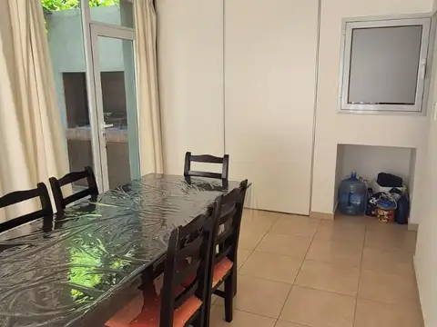 Casa en Venta en Neuquen, USD 260.000