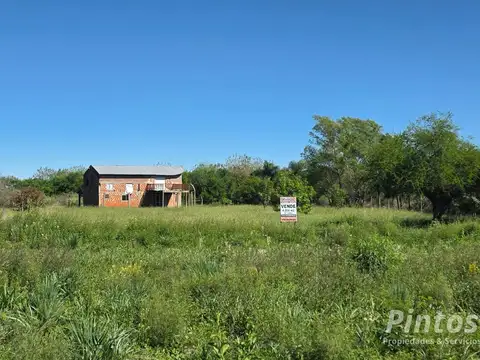 Favaloro e/ Yapeyú y Primeros Colonos