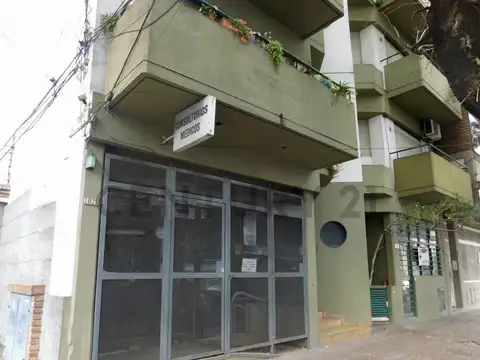 Local Comercial y Apto Profesional en Venta | Destinos: Consultorios Médicos - O