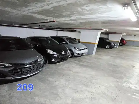 COCHERA VENTA BELGRANO MONROE Y CABILDO 3 UNIDADES