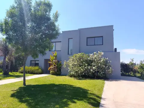 Casa en Venta en Puertos, USD 450.000