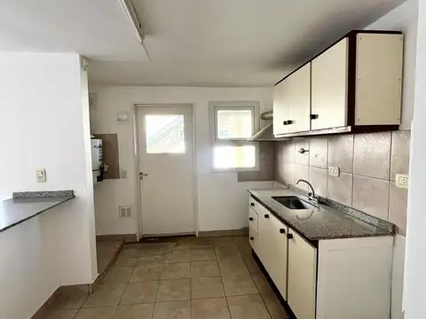 Departamento en Alquiler con 1 cochera