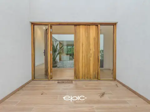 Casa en Venta en Barrio Golf 2, USD 368.000