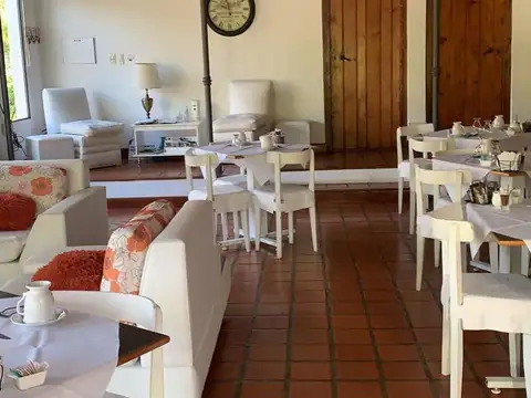 Hotel en Venta 8 Habitaciones