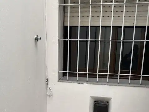Depto Tipo Casa 2 ambientes con 1 baño