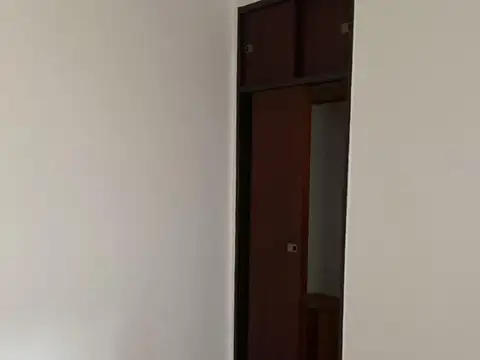 Depto Tipo Casa en Alquiler en La Plata, $ 600.000