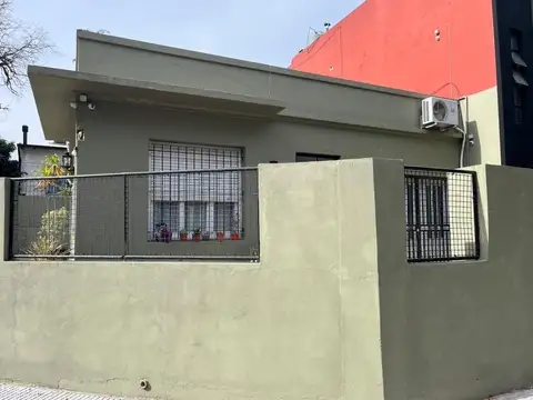 Casa en Venta en Liniers, USD 225.000