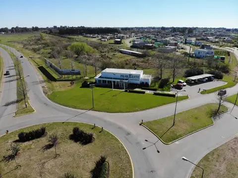 NEV. Venta de Lote interno en Santa Sofia - Pilar del Este