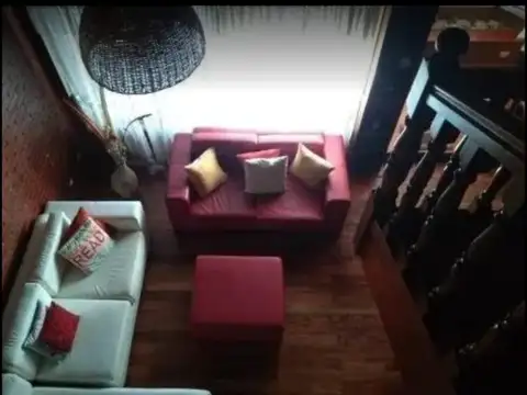 "HERMOSO CHALET EN INMEJORABLE ZONA RESIDENCIAL"