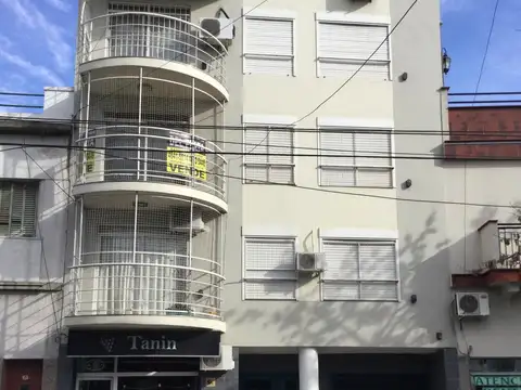 SEMI PISO 3 AMBIENTES CONTRAFRENTE EXCELENTE ESTADO