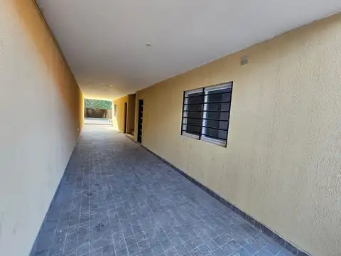 Departamento en Alquiler en Monte Grande, $ 580.000